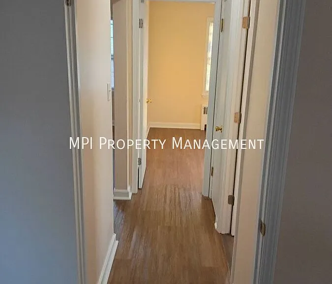 316 N 75th St #6 — Photo 11
