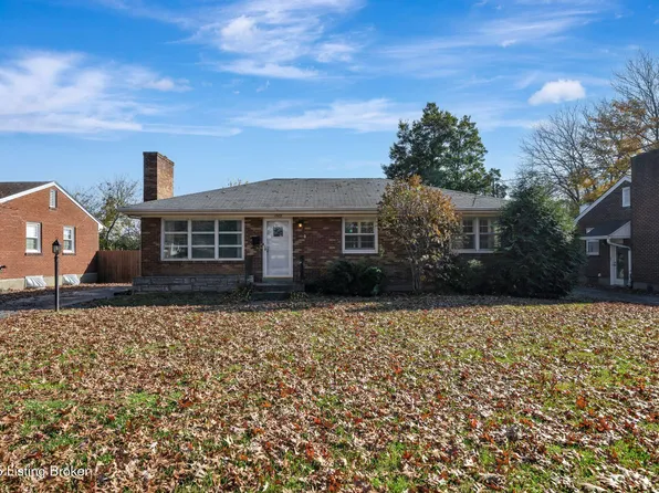 1702 Larkmoor Ln, Watterson Park, KY 40218