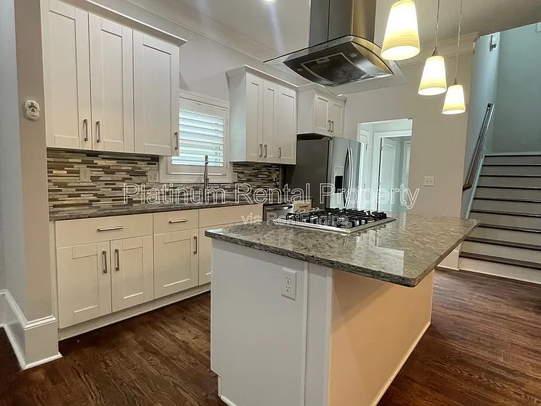 149 Dahlgren St SE — Photo 56