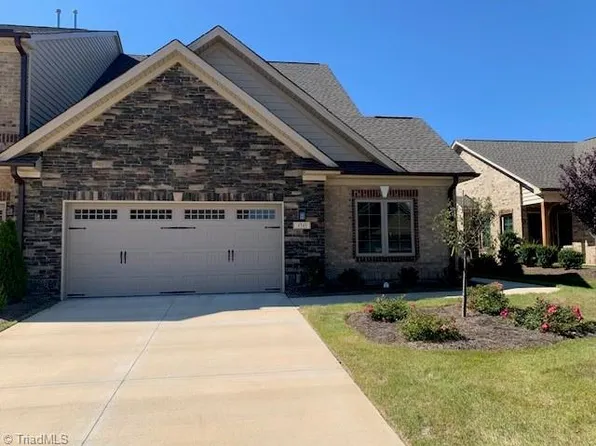 4743 Willowstone Dr, High Point, NC 27265