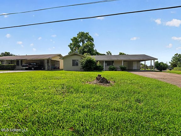 3rd image of 3509 Michael Clay Dr
