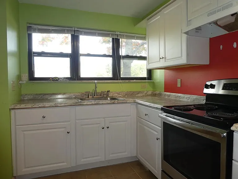 20 Juniper Ln #36 — Photo 9
