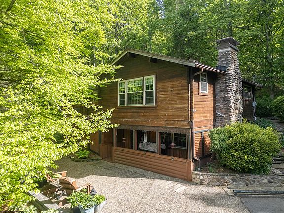 4th image of 302 Pineview Dr