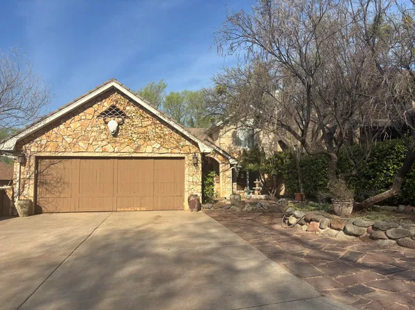 29 W Lakeshore Dr, Ransom Canyon, TX 79366