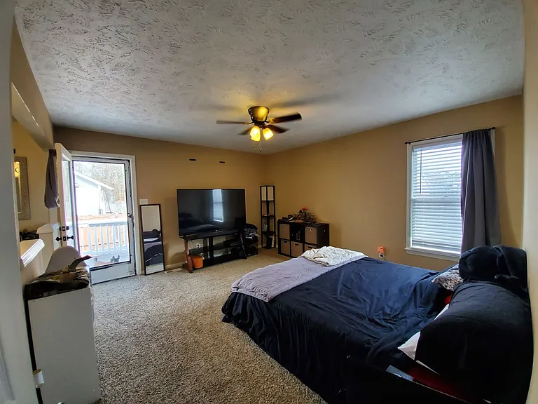 6786 Candlewood Dr — Photo 7