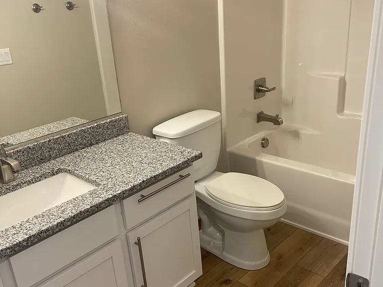 342 Harmony Ave — Photo 8