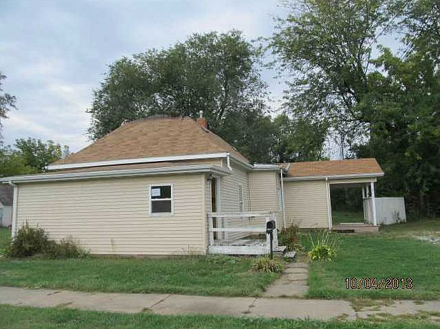 1st image of 506 11th St