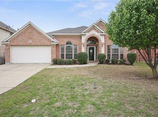 4905 Treeside Dr, Fort Worth, TX 76123