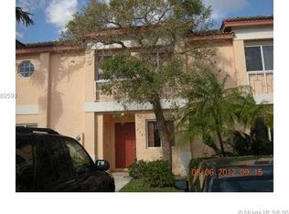 736 NW 208th Way, Hollywood, FL 33029