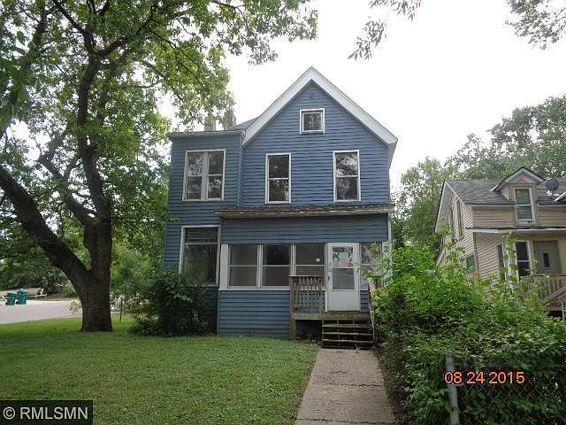 1st image of 260 Baker St E
