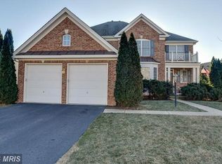9259 Rainbow Falls Dr, Bristow, VA 20136