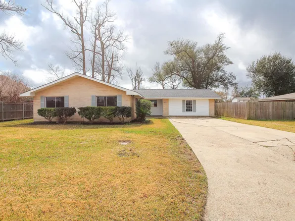 1015 Paris St, Lake Charles, LA 70605