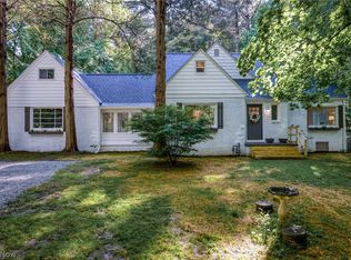 3356 Summit Rd, Barberton, OH 44203