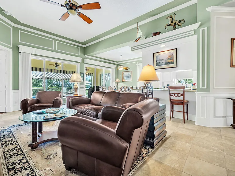 8188 Rosalie Ln — Photo 5