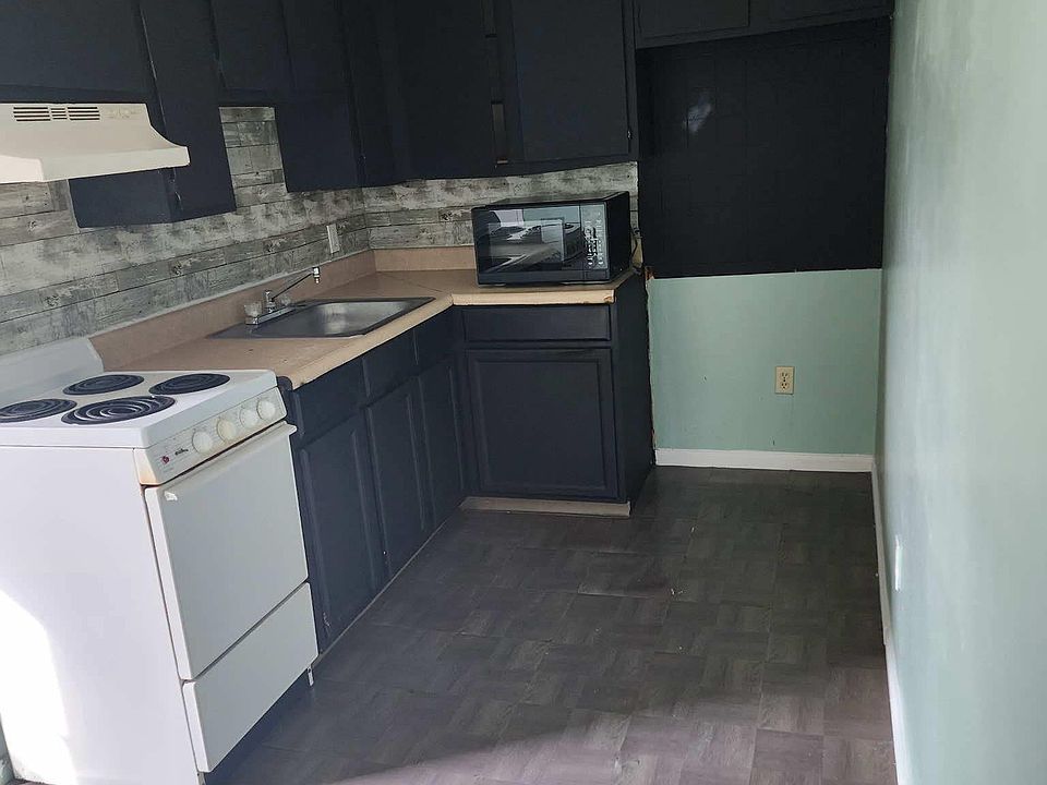 2nd image of 435 4th St #1