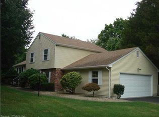 1 Stony Ridge Rd, Norwich, CT 06360