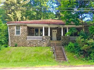 64 Nottingham Ter, Waterbury, CT 06704