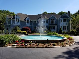 5 Oakwud Ter, Foxboro, MA 02035