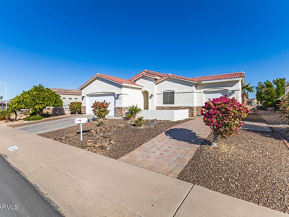 5th image of 2229 N DEMARET Drive