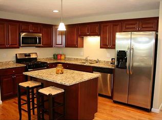 500-25 Mendon Rd, Cumberland, RI 02864