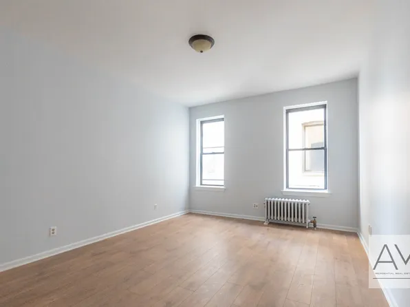 1115 63rd Street image 1 of 4