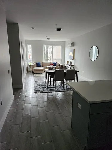 124-130 Ellis Ave #404 Photo 1
