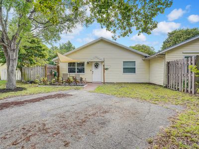 8716 Crater Terrace, West Palm Beach, FL, 33403