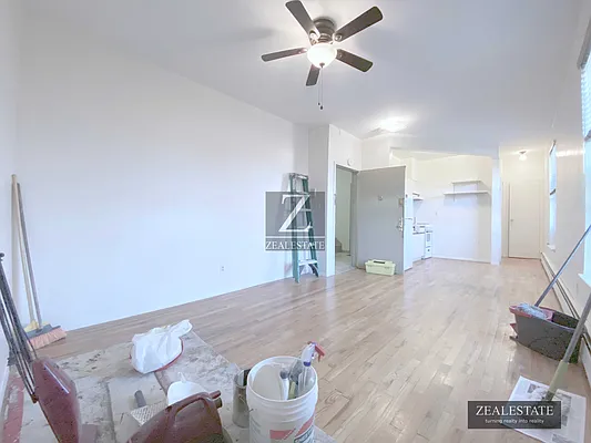 Rented by ZealEstate Group Inc | media 16