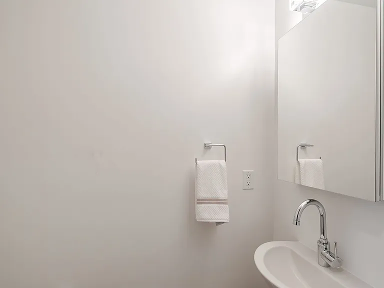 117-31 Quarry St #3 — Photo 7