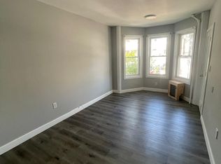 954 William St #1, Elizabeth, NJ 07201