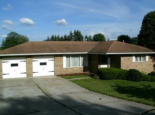 110 Elm Ave, Belle Vernon, PA 15012