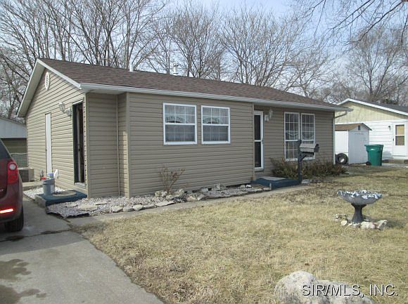 1st image of 2220 Leyden Ave
