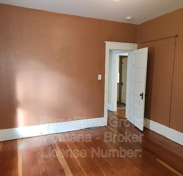 529 Brooks St — Photo 24