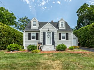 36 Frederick St, Newington, CT 06111