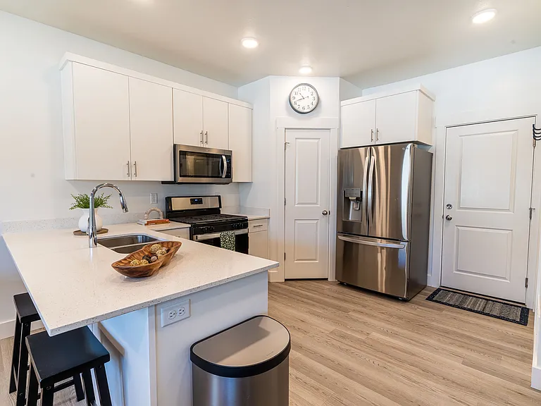 1919 S 1280 W — Photo 15