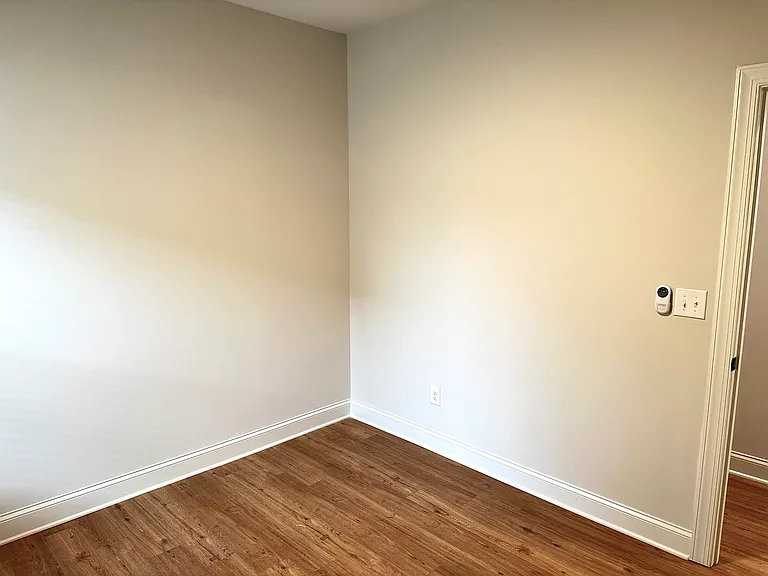 521 N Linwood Ave — Photo 26