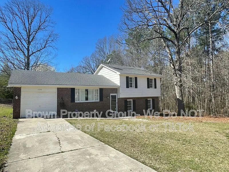 3 bed, 2.5 bath, 1788 sqft, $1,650 — Photo 2