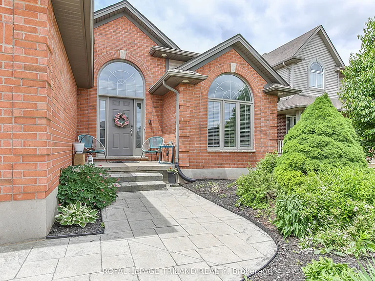 41 Owen Ct — Photo 4