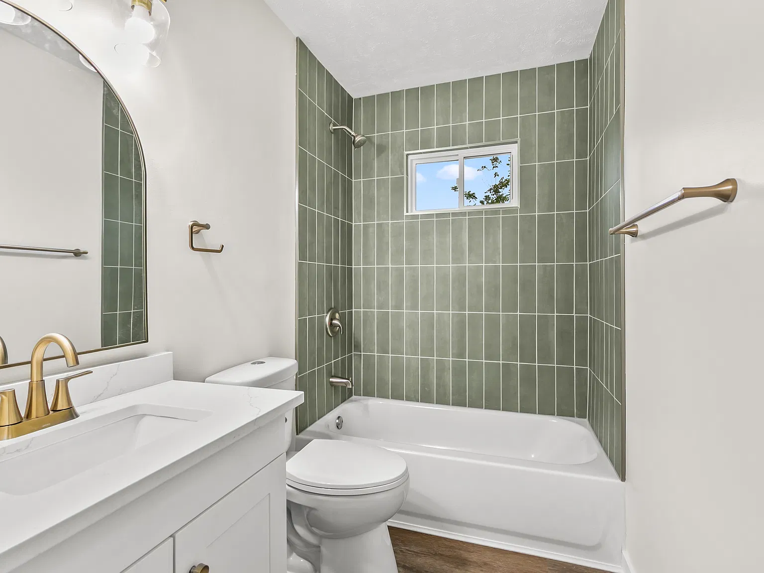 3 bed, 1564 sqft, $2,350 — Photo 3