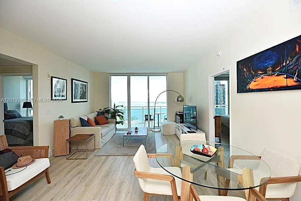 Building Photo - 951 Brickell Ave #3104