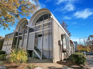 1384 4th St SW #T, Washington, DC 20024