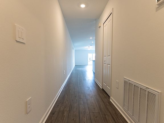4th image of 8414 SW 41st Cir