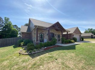 121 Red Springs Rd, Texarkana, TX 75501