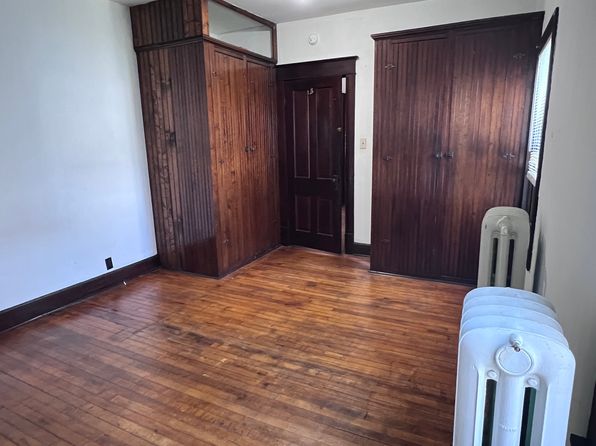 113 S Milwaukee St, Plymouth, WI 53073
