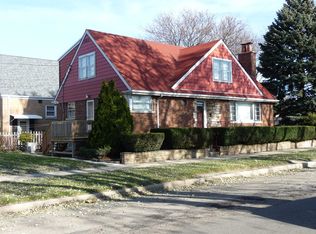 5658 S Neenah Ave, Chicago, IL