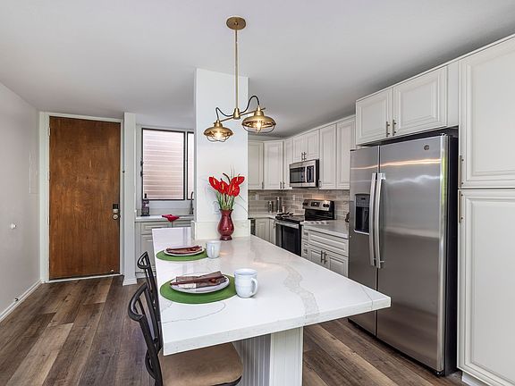 2nd image of 1015 Aoloa Pl APT 318