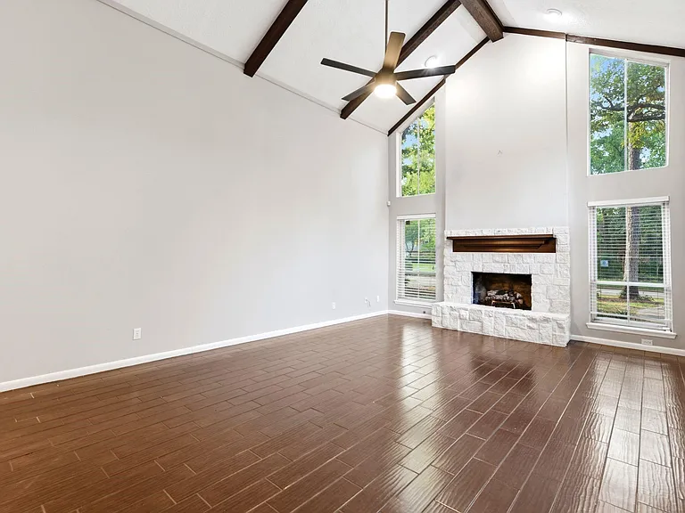 6307 Jadecrest Dr — Photo 11