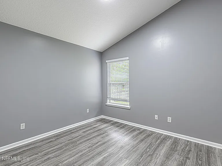 2243 Trailwood Dr — Photo 23