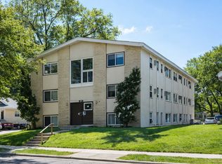 330 8th St SE APT 20, Minneapolis, MN 55414