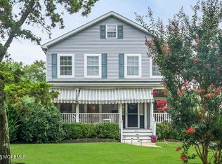 414 Sussex Ave, Spring Lake, NJ 07762